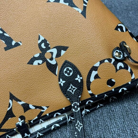 100% Authentic Louis Vuitton Neverfull W/Pouch Leather Tote Bag - Picture 5 of 16